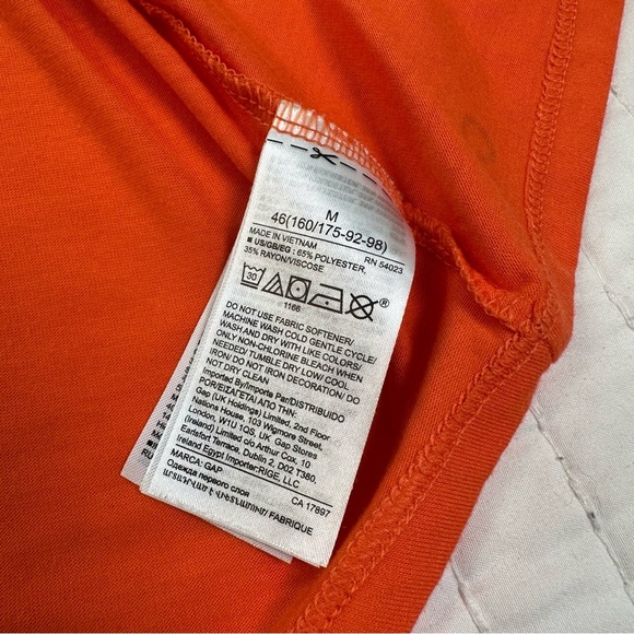 GapFit Orange Muscle Tee Sleeveless with Open Back - Picture 9 of 11